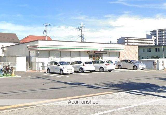 コンビニ　セブンイレブン（コンビニ）まで189m