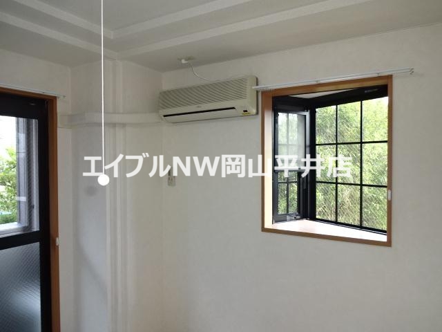 その他設備　エアコン（２台付き）