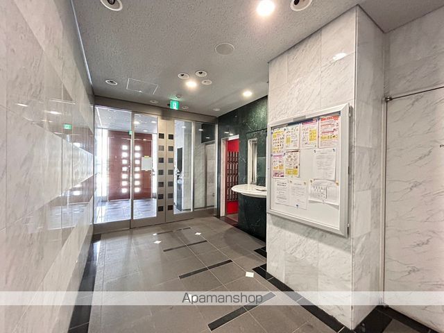 秋田新幹線 秋田駅 徒歩4分 14階建 築18年の外観写真