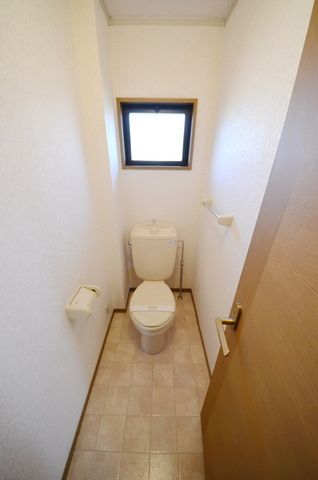 パークハイツ五番町 Iのトイレ写真