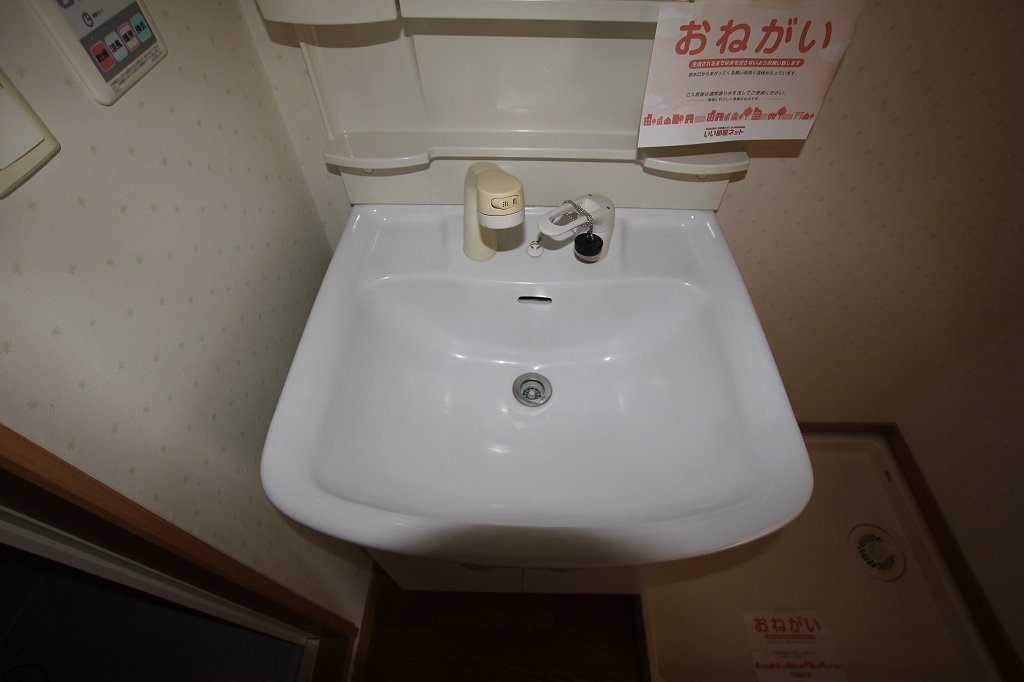 ＪＲ山陽本線 東尾道駅 徒歩30分 7階建 築20年の内装写真