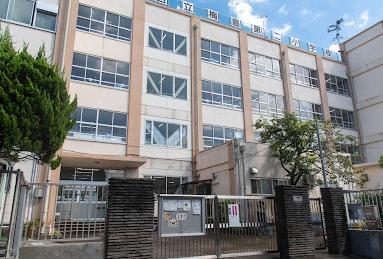 小学校　足立区立梅島第二小学校（小学校）まで180m