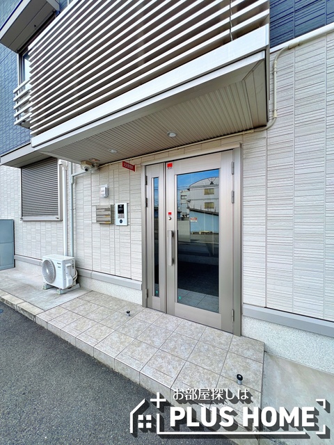ＪＲ阪和線 紀伊中ノ島駅 徒歩7分 3階建 築10年の外観写真