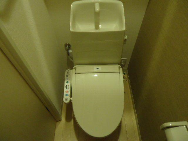 トイレ　シャワー付トイレ