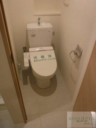 トイレ　トイレ