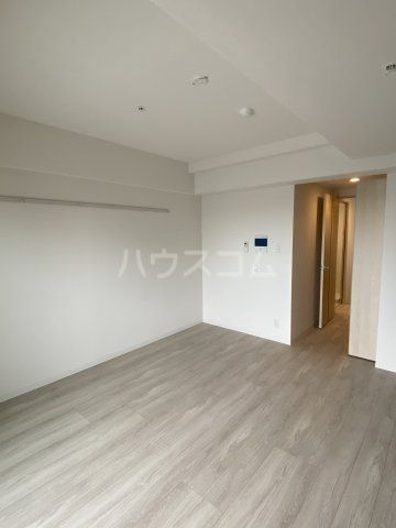 KDXレジデンス千葉中央Eastの居間写真