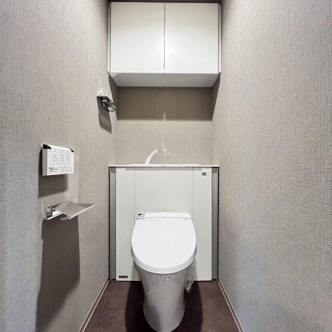 プレサンス グラン 栄 THE TOWERのトイレ写真