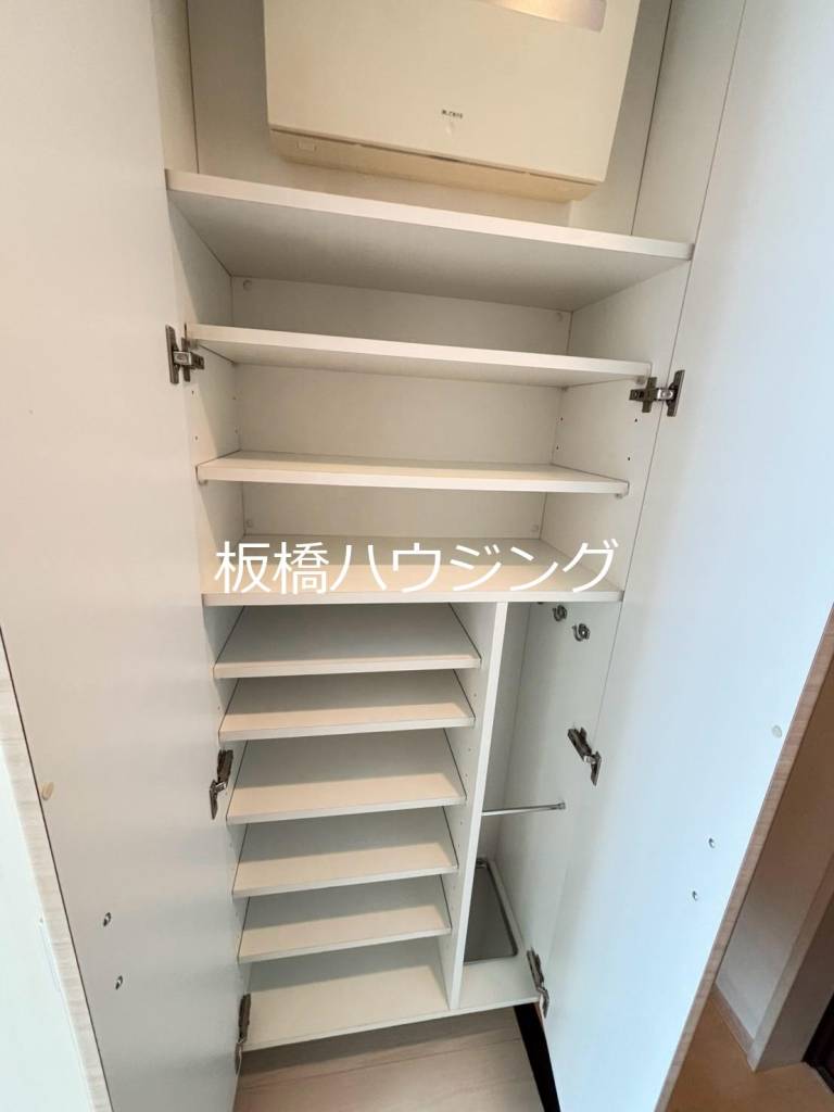 玄関　※同仕様