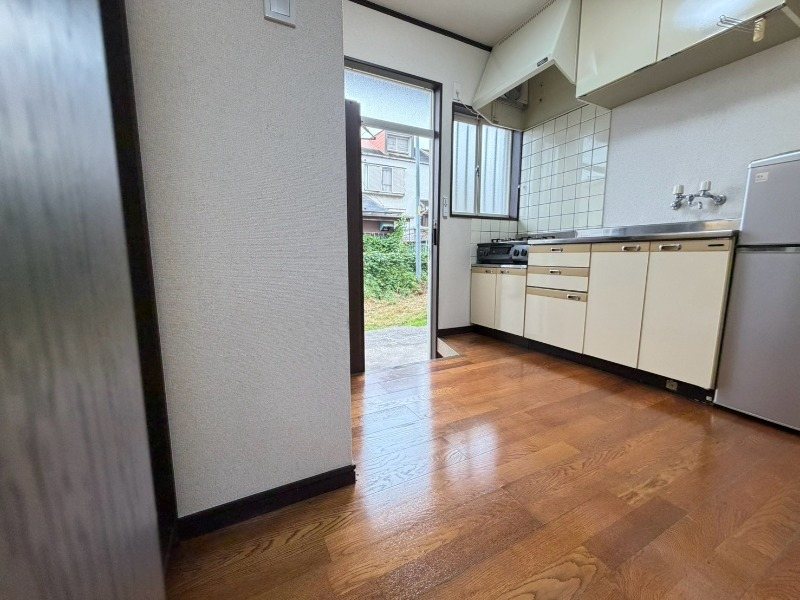 ドミール・有阪の居間写真