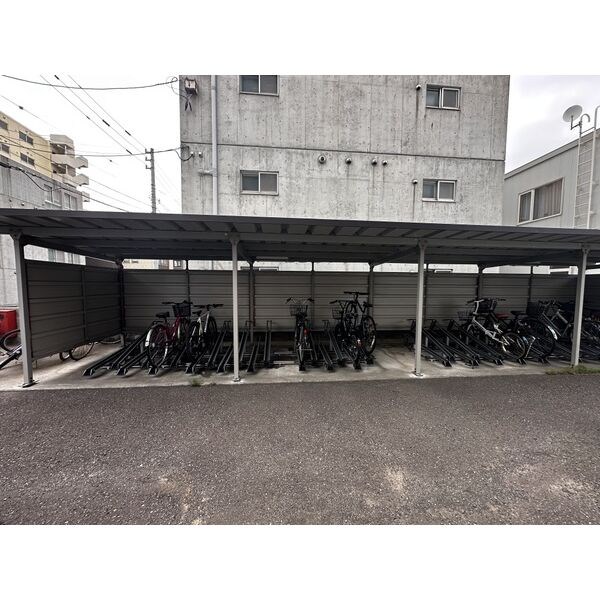 地下鉄南北線 北２４条駅 徒歩6分 10階建 築19年の外観写真