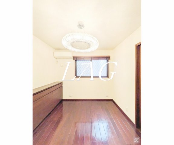 居室・リビング　洋室のお部屋です。