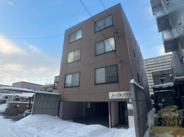 建物外観　札幌市東区北三十六条東「メープルプラザ」