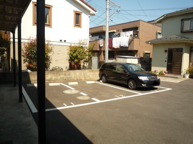 駐車場　駐車場／要空確認