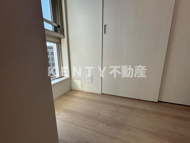 居室・リビング　こちらのリビングで趣味の時間をお楽しみください