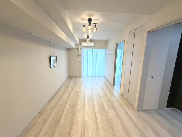 プラウドタワー岡山の居間写真