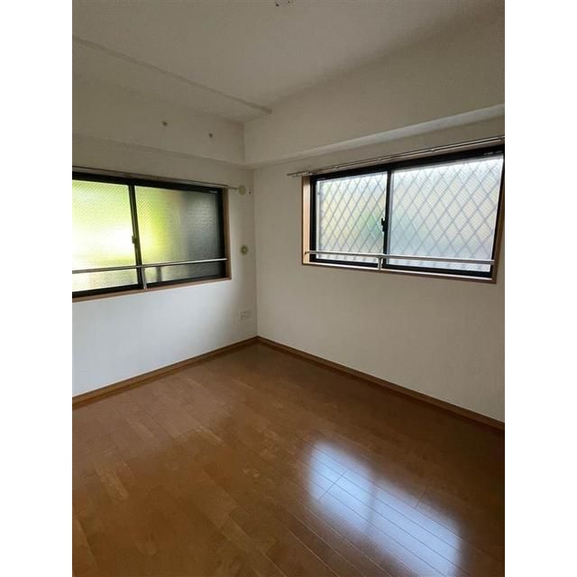 ヴェルドミール一橋の居間写真