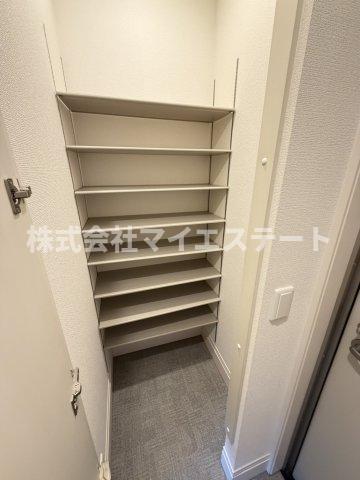 玄関　同型物件