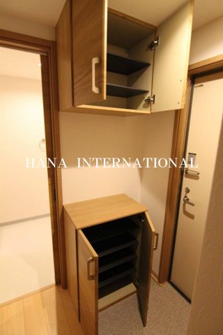 玄関　玄関収納豊富です(^^)/