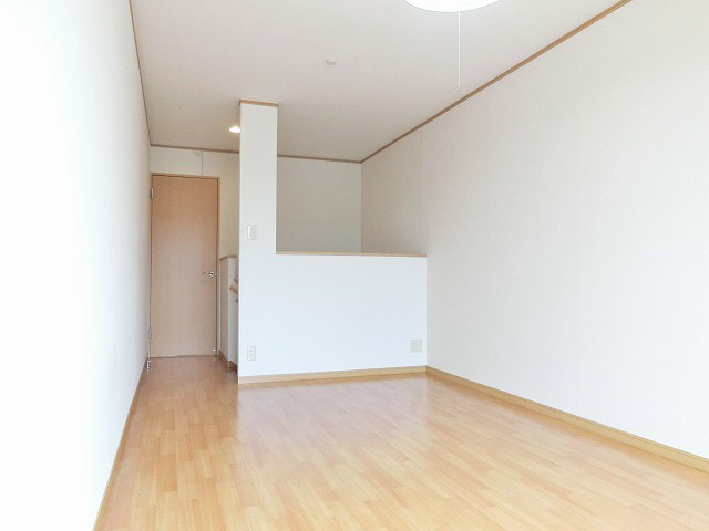 その他部屋・スペース　２Fの洋室は8.6帖