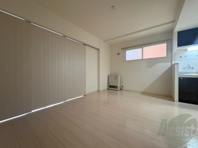 居室・リビング　広くてキレイなお部屋が広がっていて、充実した生活が送れそう。
