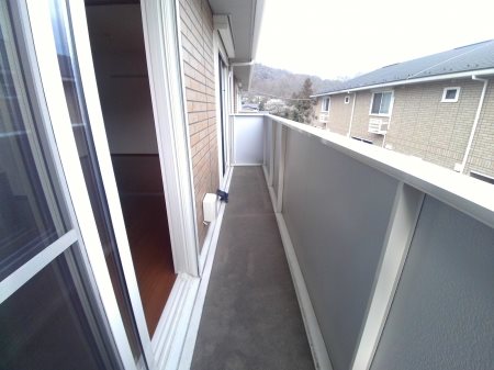 バルコニー　洗濯物がよく乾きます。（同建物別室の画像です）