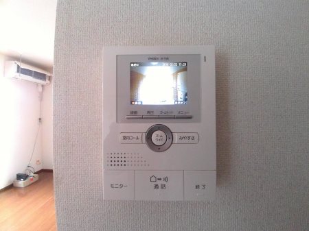 セキュリティ　モニター付のインターホンです。