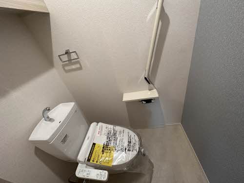 トイレ　落ち着いたトイレです