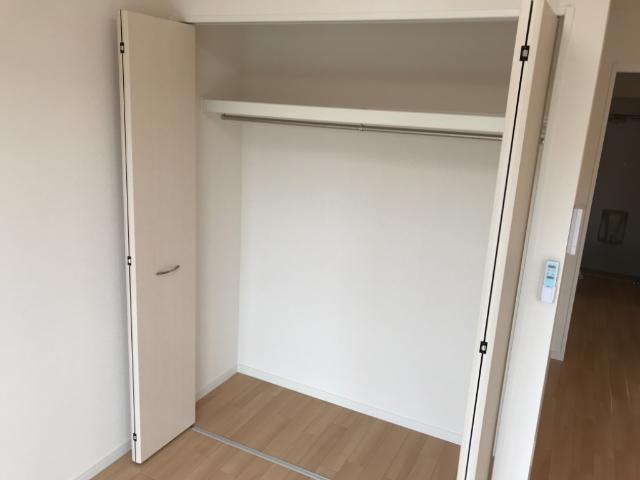 収納　クローゼット