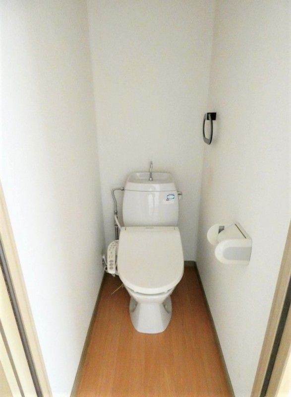 フラット代々木のトイレ写真