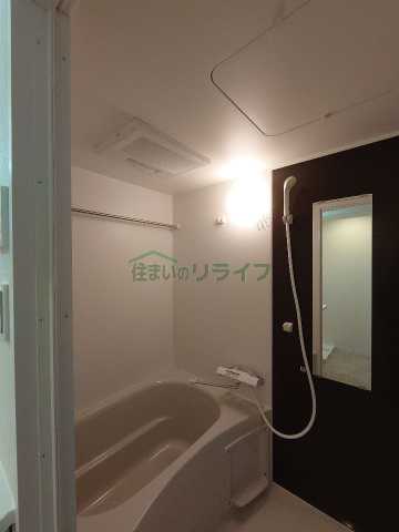 バス・シャワールーム　別部屋の参考写真で御座います。
