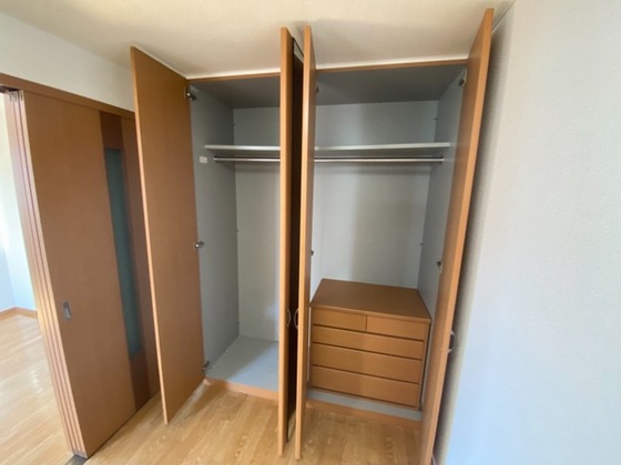 収納　※別部屋の写真です