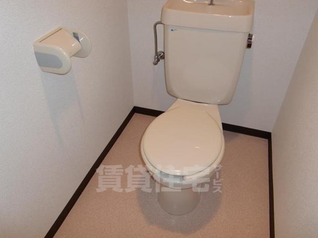 阪急京都線 桂駅 徒歩6分 4階建 築33年のトイレ写真