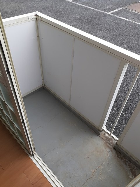 バルコニー　図面と現状に相違がある場合には現状を優先