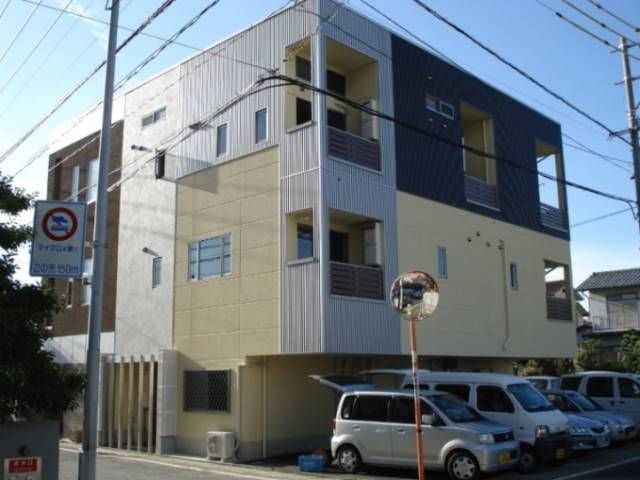 建物外観　デザイン性のあるオシャレな外観