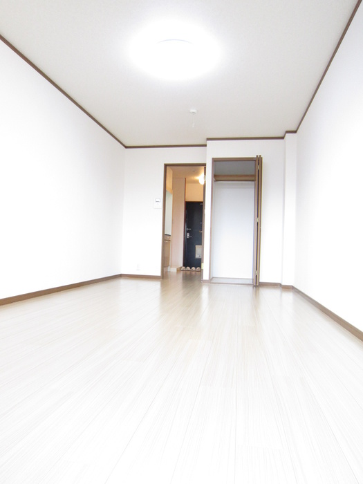 アーク登戸の居間写真