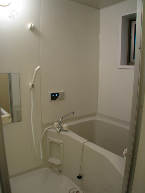 バス・シャワールーム　バスルーム