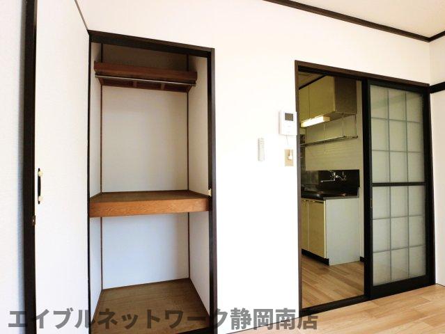 収納　大きなものも収納できそうです