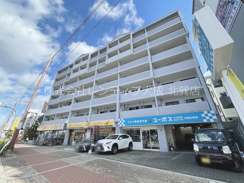 大阪市生野区巽東のマンションの建物外観