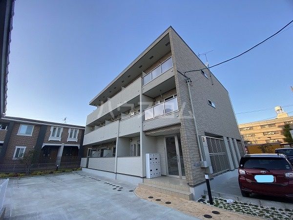 名古屋市熱田区明野町のアパートの建物外観