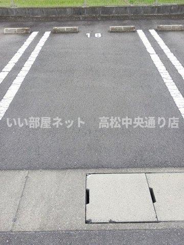 【クラール宇多津Ｃの駐車場】