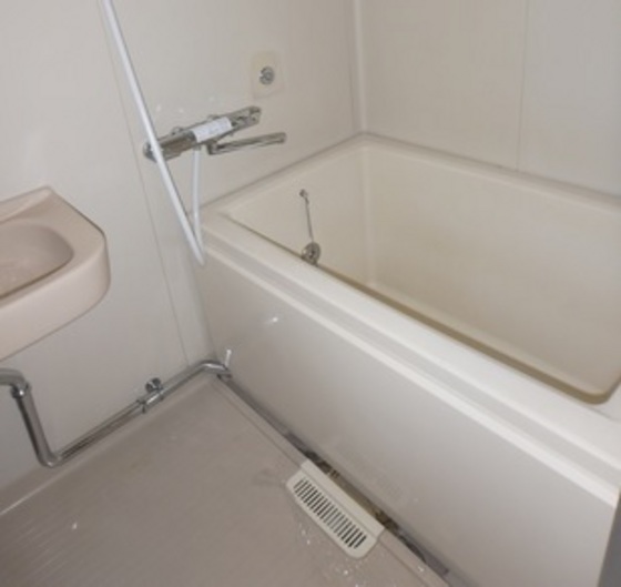 バス・シャワールーム　※他号室の写真です