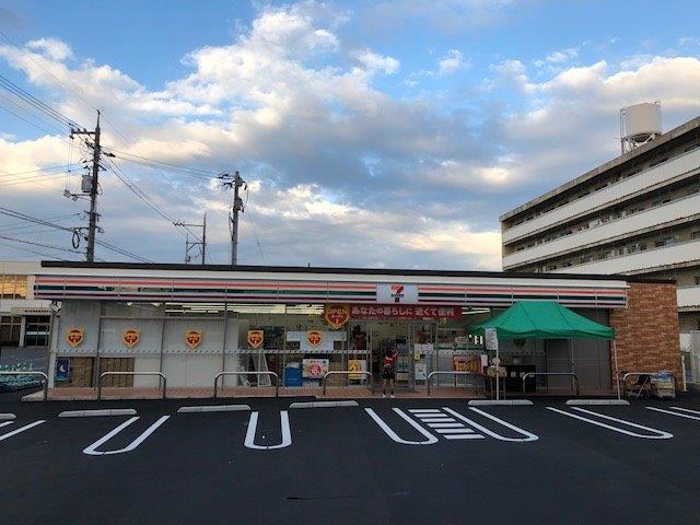 【福山市本庄町中のマンションのコンビニ】