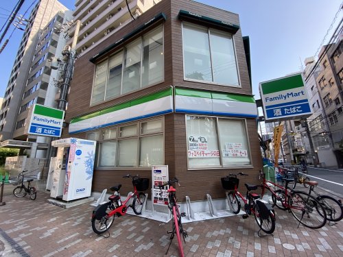 【大阪市中央区博労町のマンションのコンビニ】