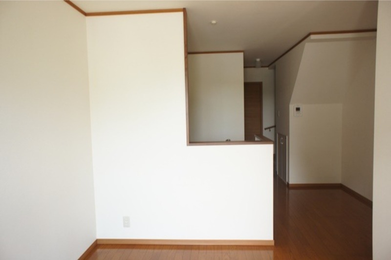 居室・リビング　図面と現状に相違がある場合には現状を優先