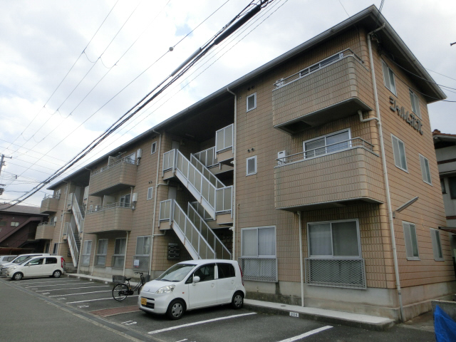 シャルム花北の建物外観