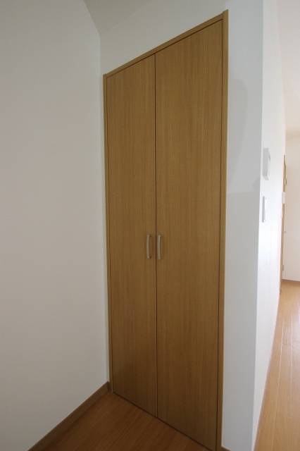 収納　写真は別号室のものです。