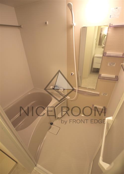 バス・シャワールーム　SERENiTE堺筋本町SUD　風呂