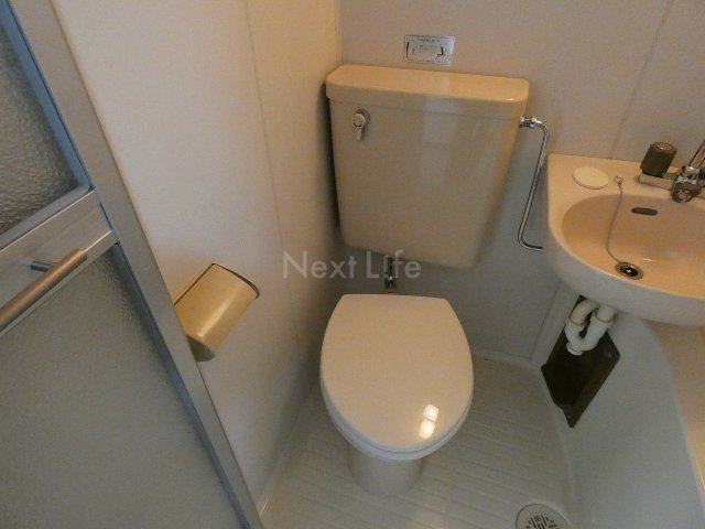 トイレ　サンパレス府中宮西パート1