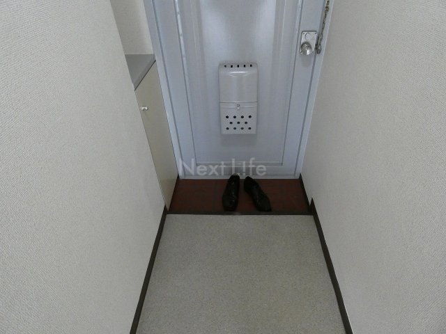 玄関　サンパレス府中宮西パート1