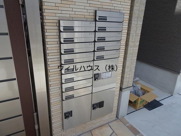 エントランス　集合ポスト